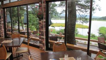 Le Plateauガーデンテラス席 / 5