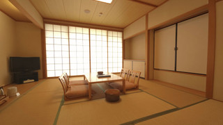 [禁煙] 和洋室 (3階) : 10畳+洋室