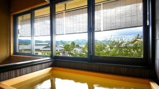 [秀山閣] 檜内風呂付和室6畳 (禁煙)