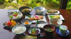 割烹旅館 新花の茶家