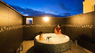 屋外スパ浴槽 / 1