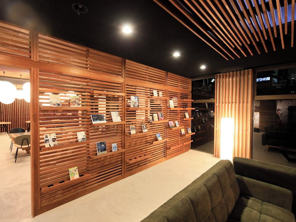 ロビーラウンジ