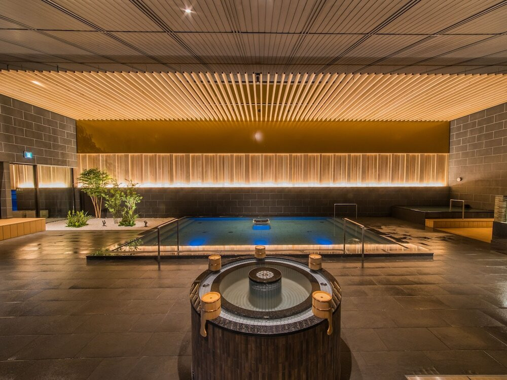 「天上のSPA」で湯巡りを満喫!子ども用食事メニューも豊富4052643