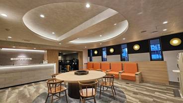 ロビーラウンジ / 7