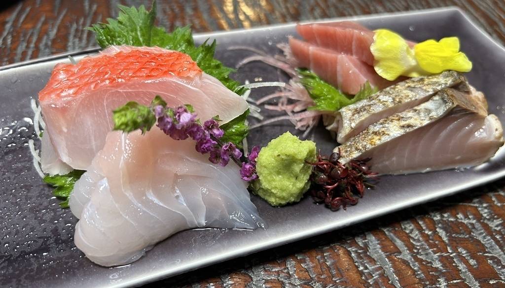 お部屋で味わえる
ヘルシーな和会席膳 / 4