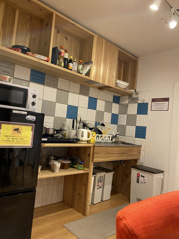 キッチン汚い、排水溝に生ゴミいっぱい😰