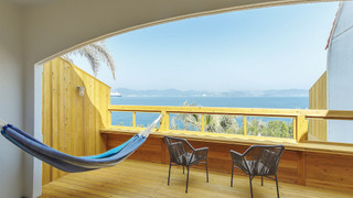 ハリウッドツイン オーシャンビュー Nagi Hotel、改装済み