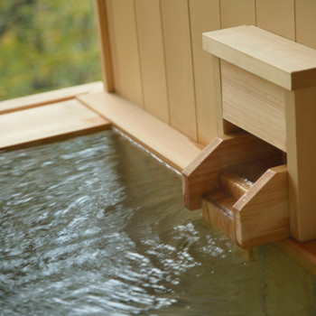 泉質で選ぶのもあり！箱根強羅温泉の豊かな泉質3434886