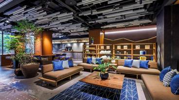 ロビー応接スペース / 10