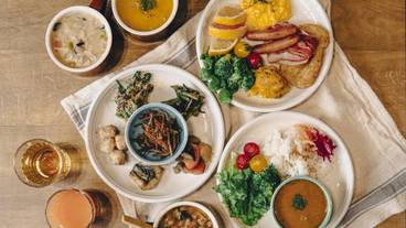 朝食ビュッフェ / 16