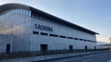 スポーツ設備 / 3