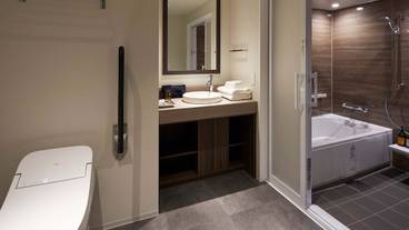 ユニバーサルツイン バスルーム / 7