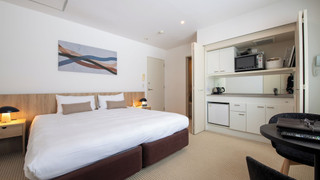 スーペリア スタジオ