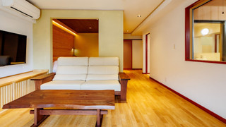 [白根の間/岩菅の間] 源泉かけ流し半露天風呂付き 禁煙