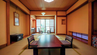 和室　共用バスルーム