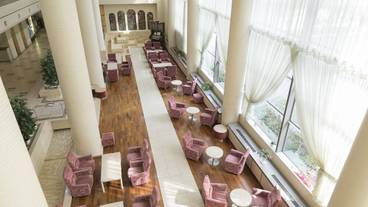 ロビーラウンジ / 14