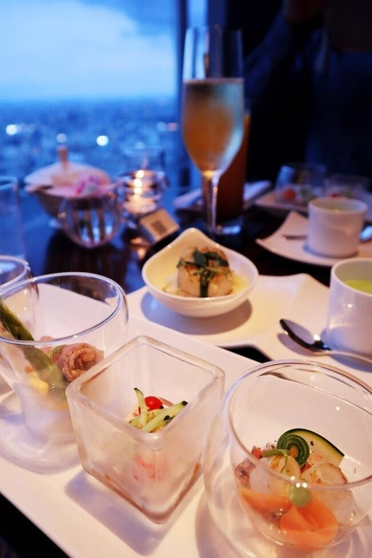 クラブラウンジディナー