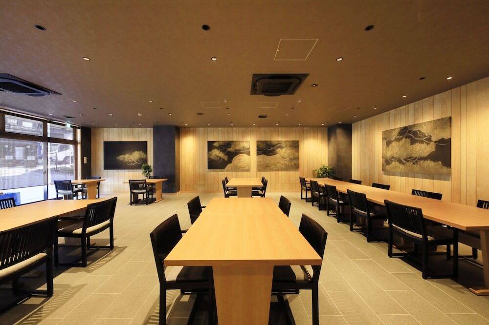 和空 成田山門前