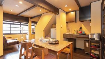 客室内のダイニングエリア / 16