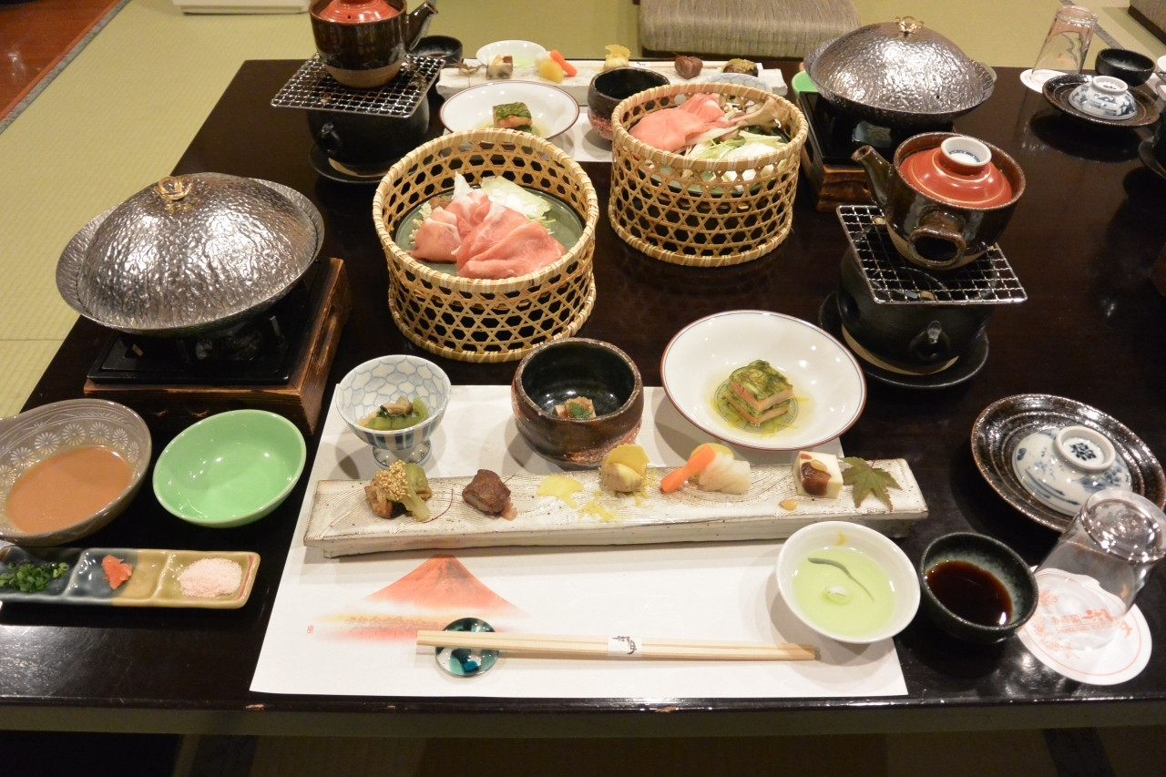 プライベート空間で味わう、お子様ランチやオリジナル会席料理4048053