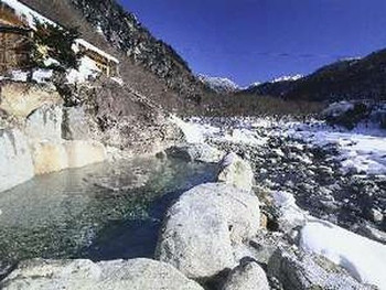 北アルプスの主峰「槍ヶ岳」が見える！自慢の絶景露天風呂4233574