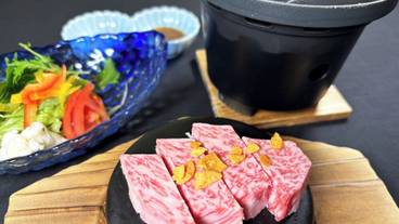 食事・飲み物 / 11