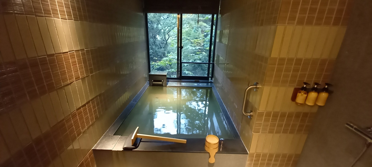 ポータブルテレビ付き