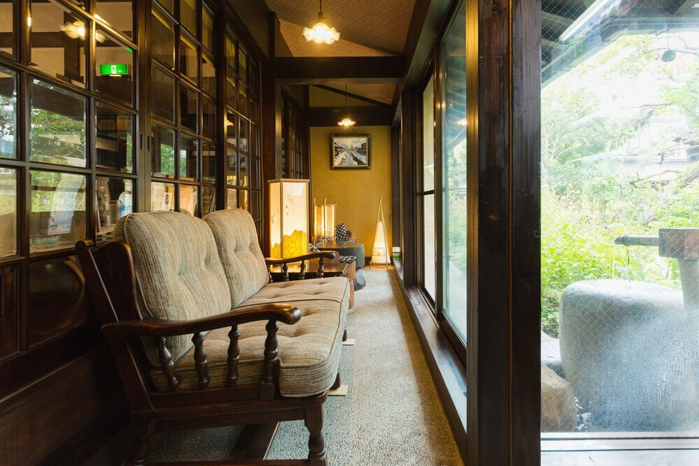 ロビー応接スペース