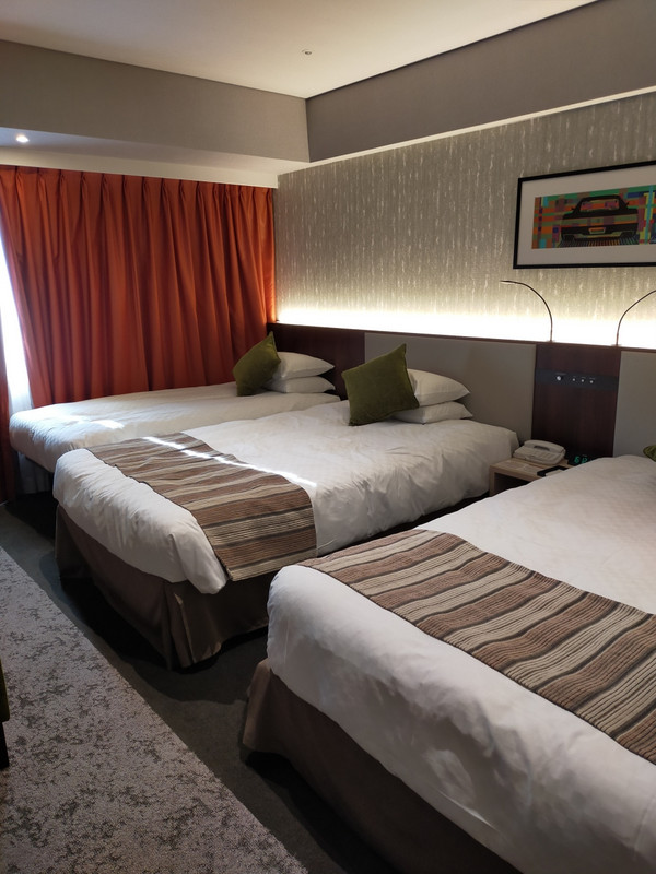 客室はチェーンのホテルよりも余程豪華です