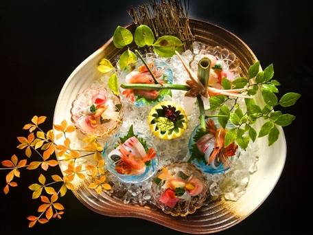 能登九十九湾 百楽荘 / 4