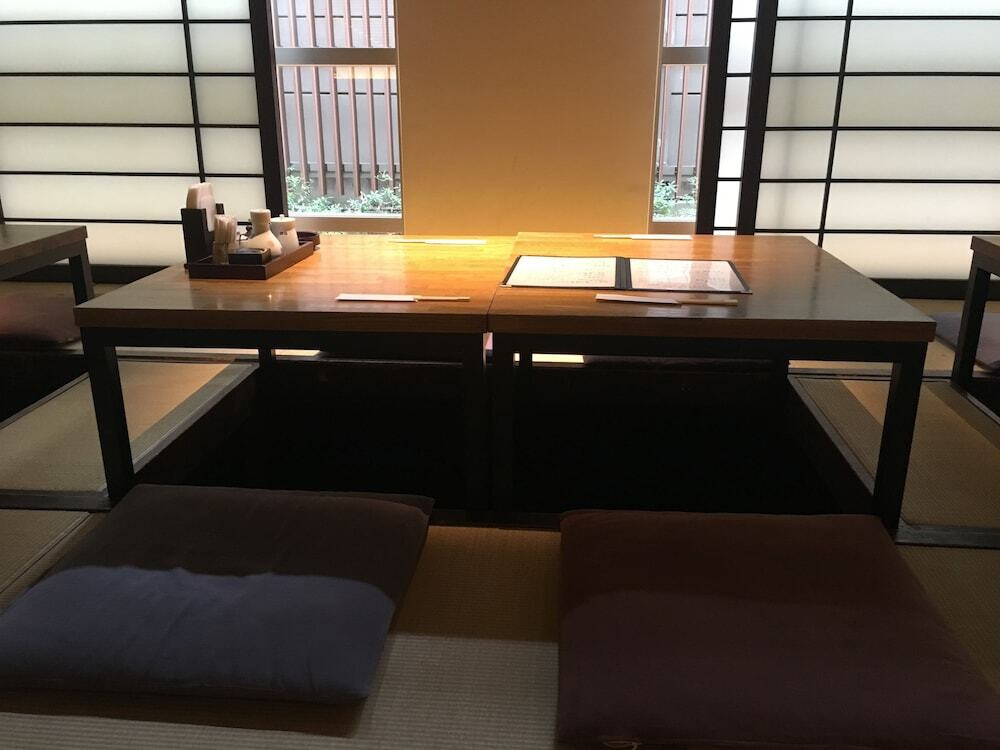 レストラン