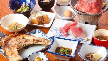 旅館のお食事処 / 18