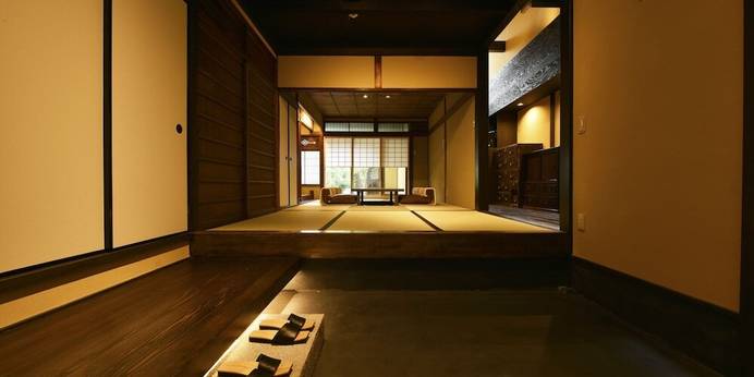 藏や 千本三条（京都府 町家） / 1