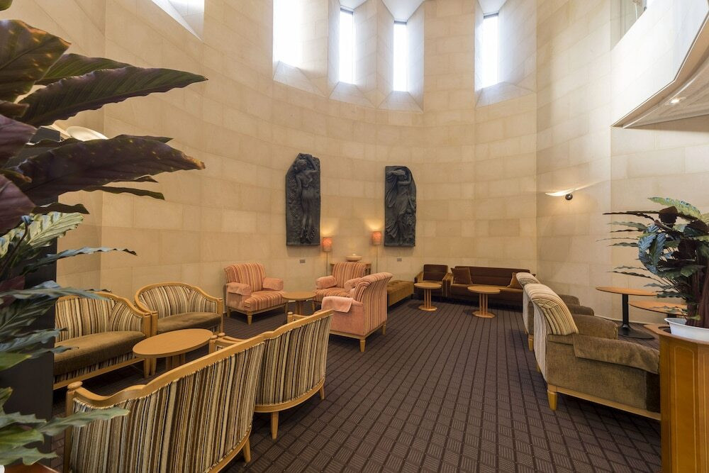 ロビーラウンジ