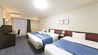 トリプルルーム、2ダブルベッド、1シングルベッド(禁煙)