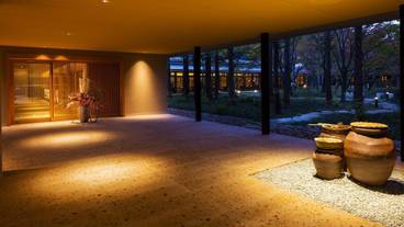 内部エントランス / 3