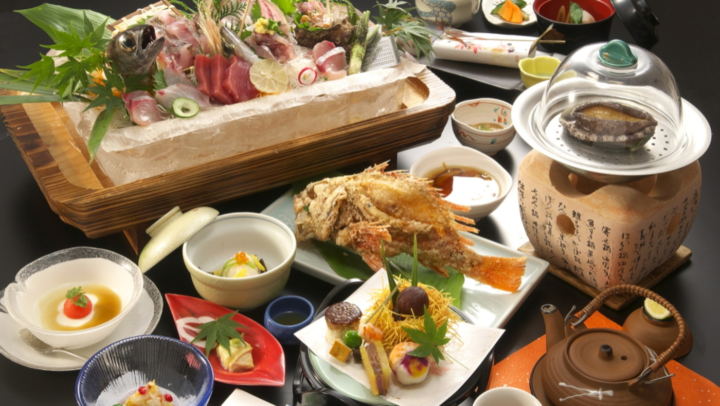 オーシャンビューの源泉かけ流しの湯を堪能3250906