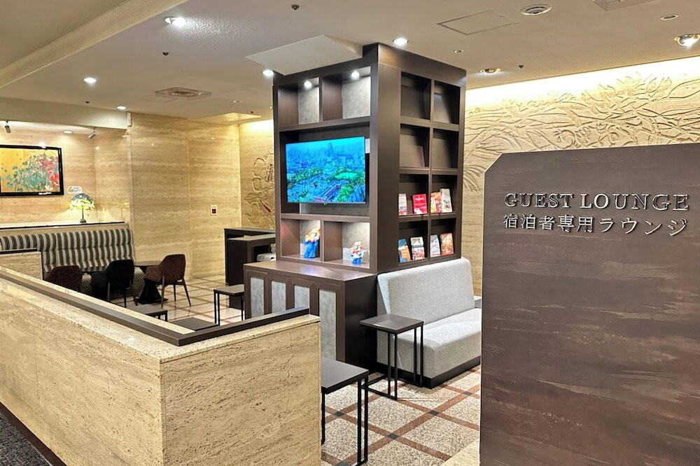 ロビーラウンジ