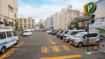 駐車場 / 11