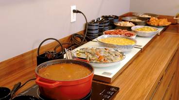 食事・飲み物 / 4