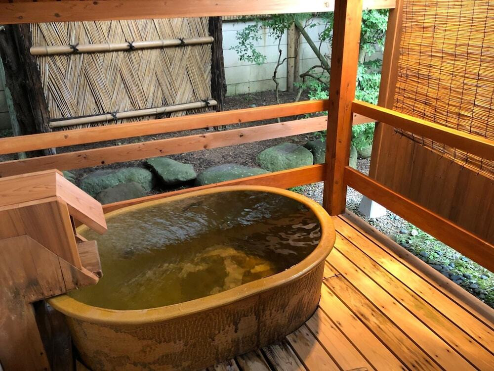 温泉露天風呂付き客室でおこもりステイを叶える3461085