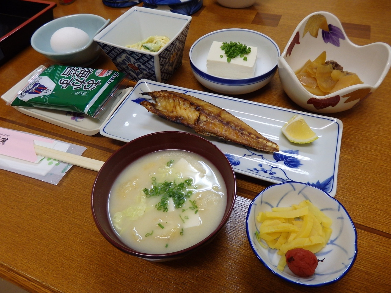 猫の数、約70匹!猫にまみれて幸せを感じる4260566