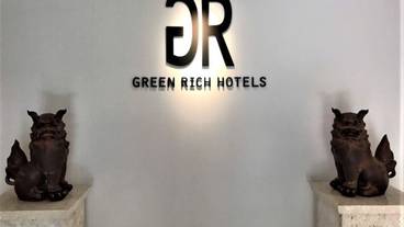 施設の入り口 / 9