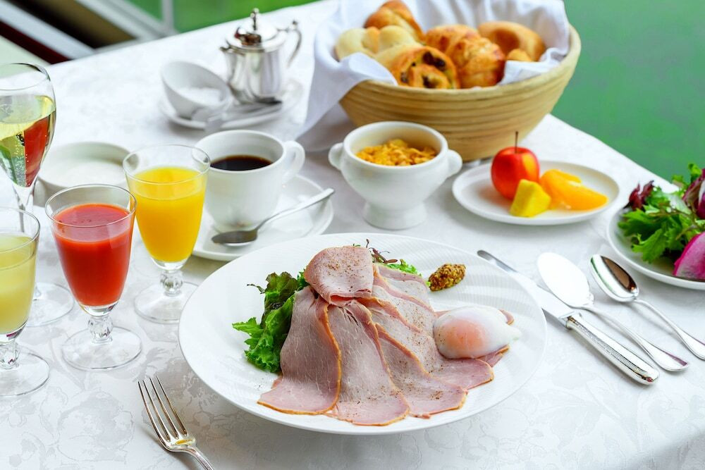 天空のホテル！レストランで美食、お部屋でアニバーサリープランを堪能4373138