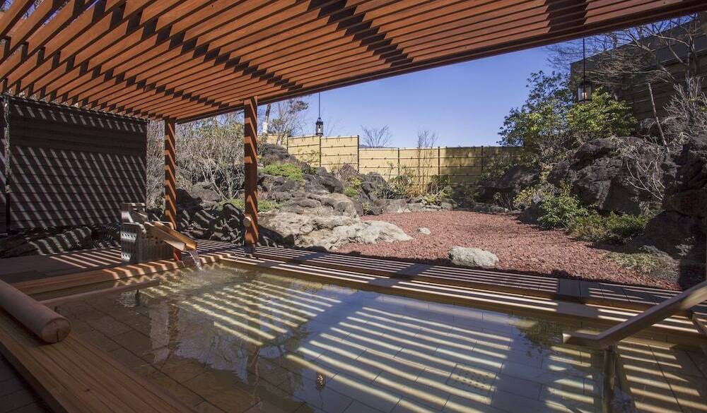 桧風呂（女性） / 1