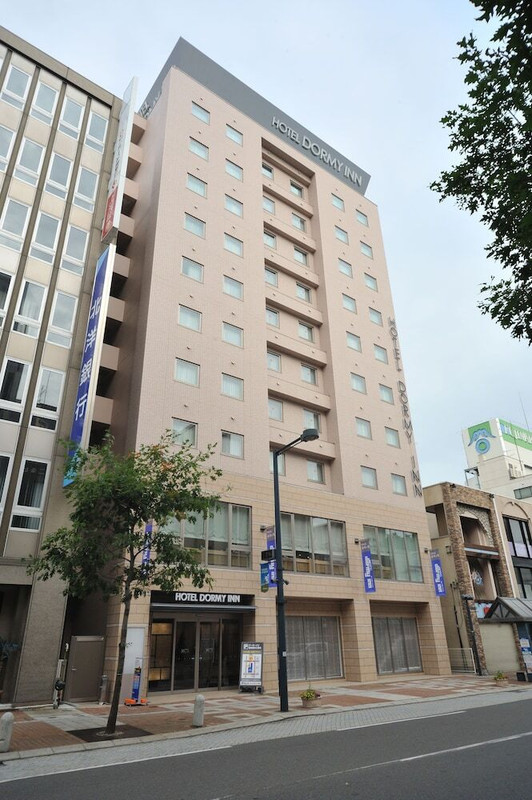 施設の正面