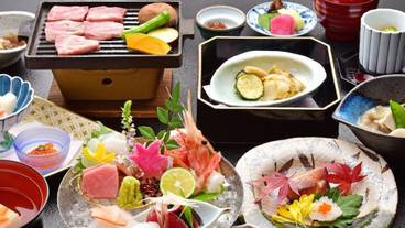 食事・飲み物 / 3