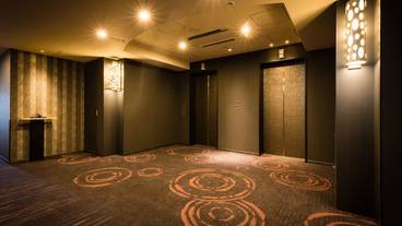 エレベーター / 2