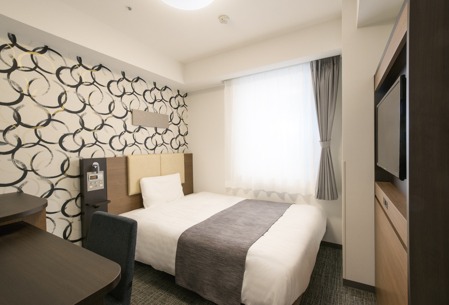 100冊の本が揃うライブラリーカフェで息抜き3403650