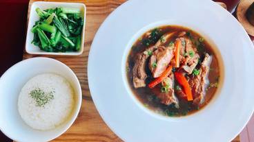 食事・飲み物 / 2